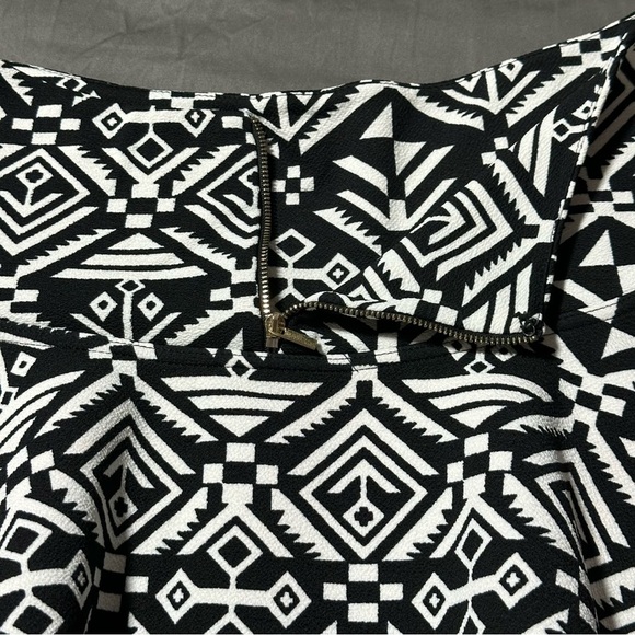 Flare Mini Skirt - Picture 4 of 6